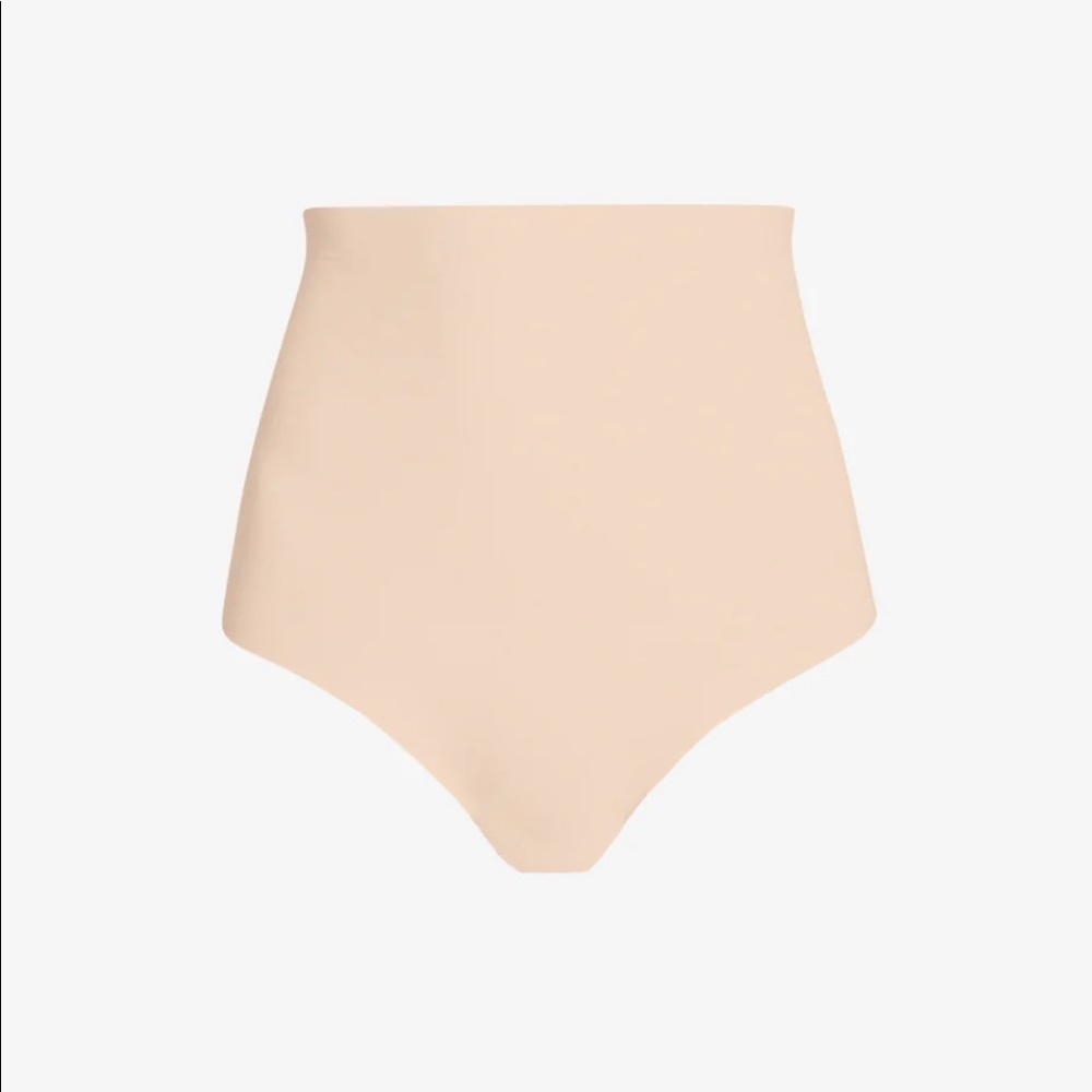 NEW Commando Classic Control Thong